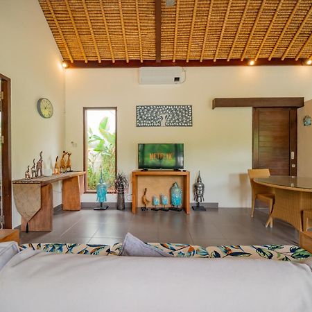 Bali Sunyi Villas ジンバラン エクステリア 写真