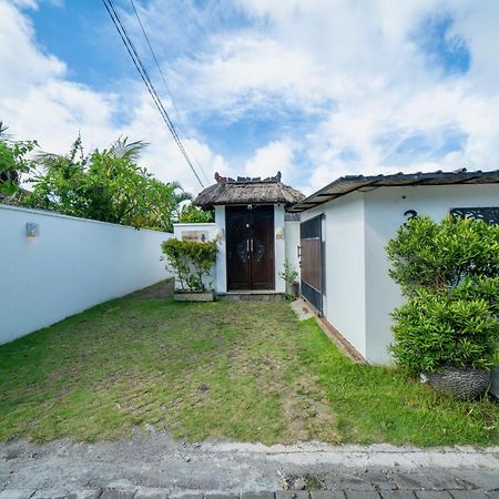 Bali Sunyi Villas ジンバラン エクステリア 写真