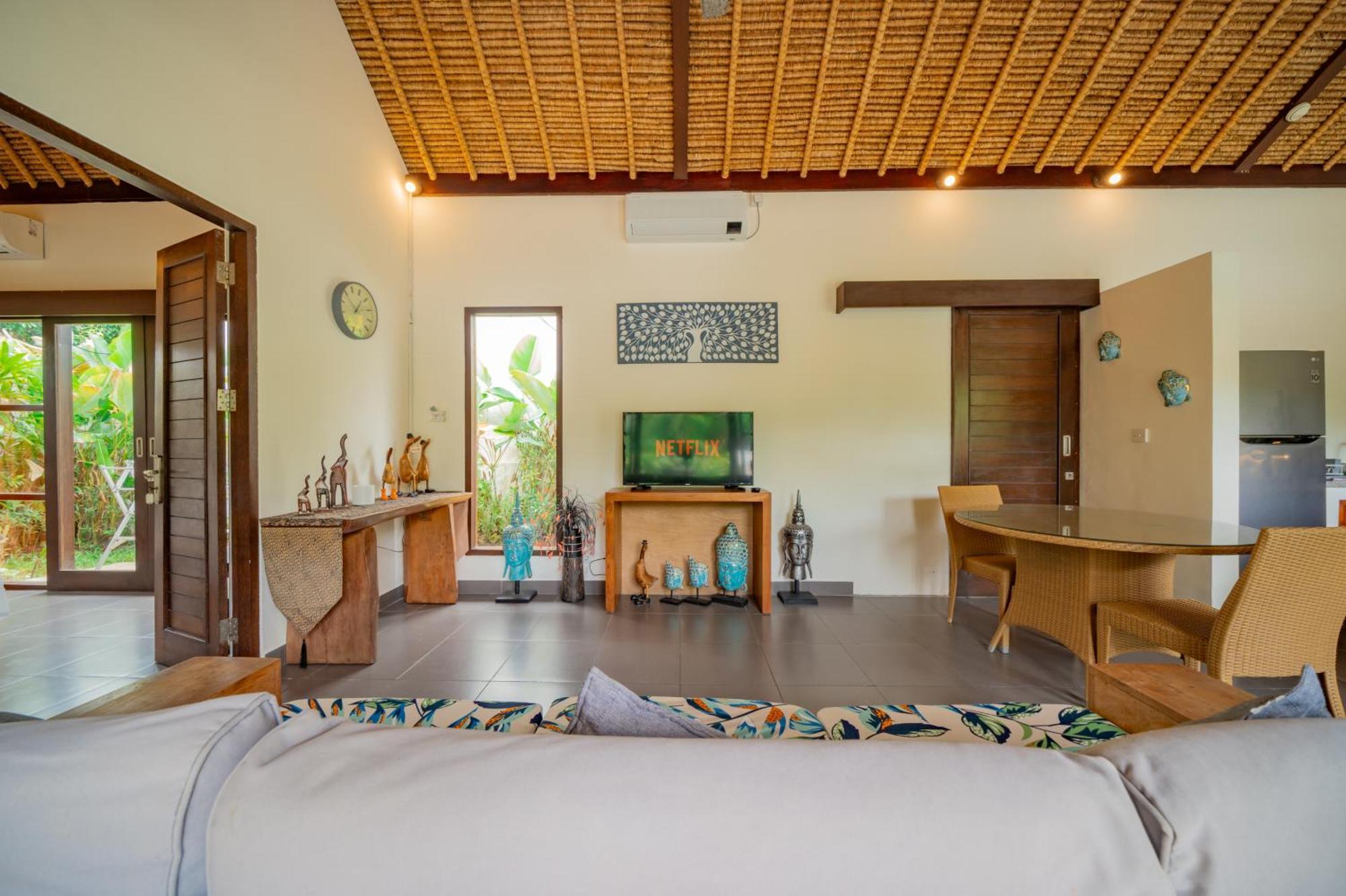 Bali Sunyi Villas ジンバラン エクステリア 写真