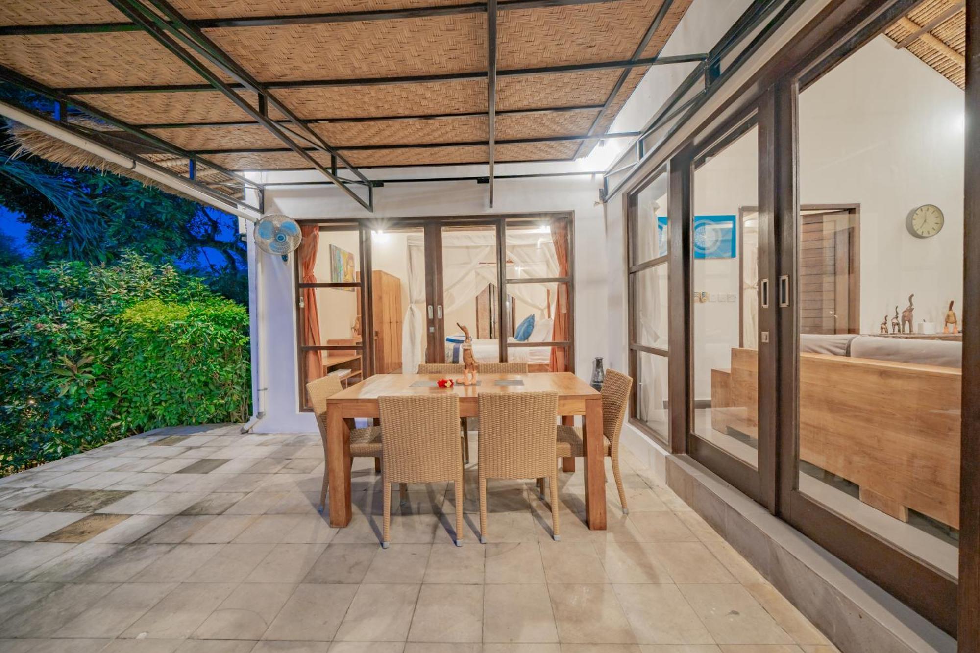 Bali Sunyi Villas ジンバラン エクステリア 写真
