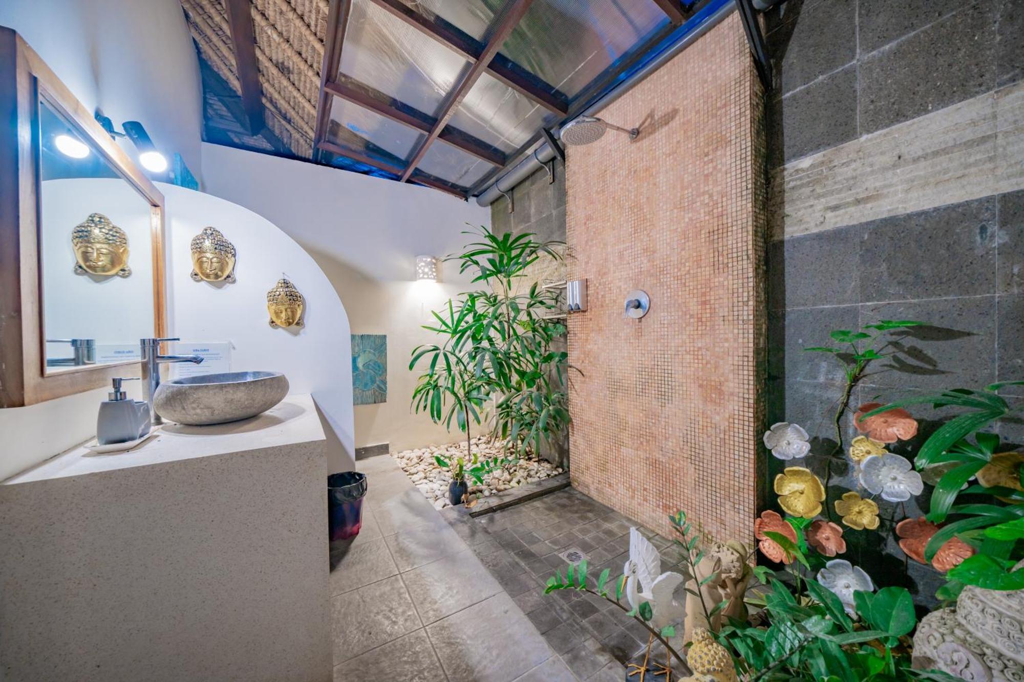 Bali Sunyi Villas ジンバラン エクステリア 写真