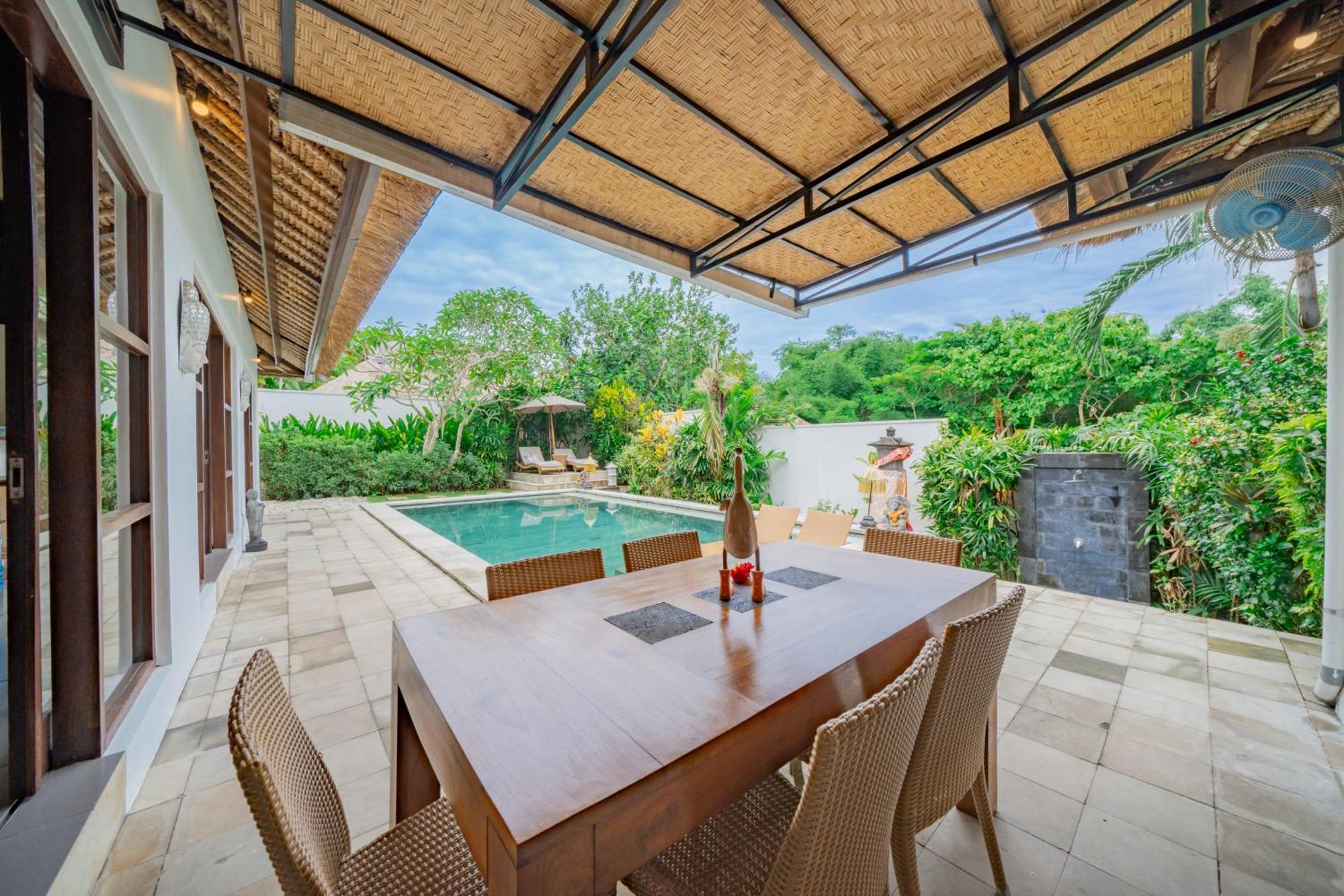 Bali Sunyi Villas ジンバラン エクステリア 写真