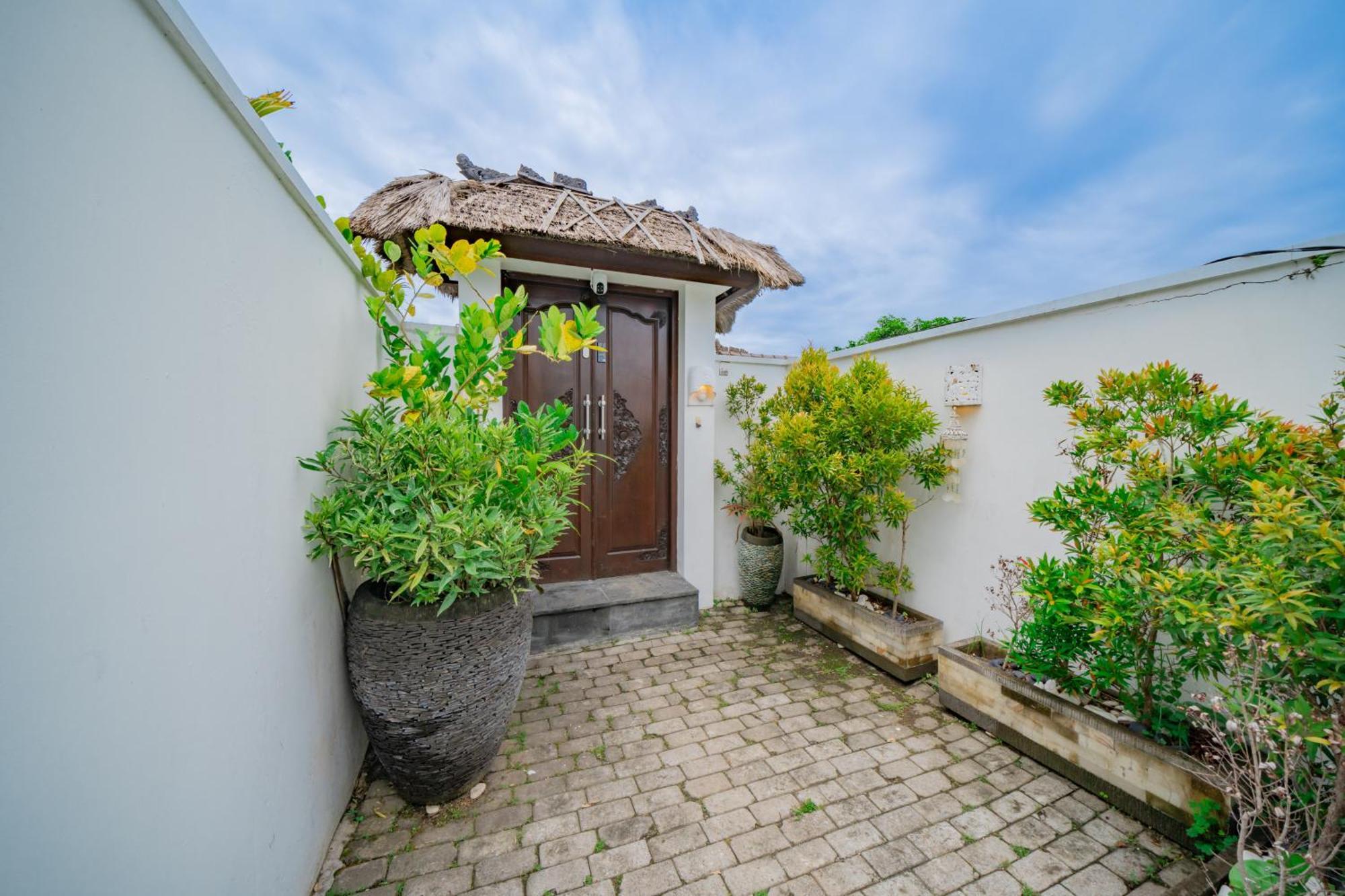 Bali Sunyi Villas ジンバラン エクステリア 写真
