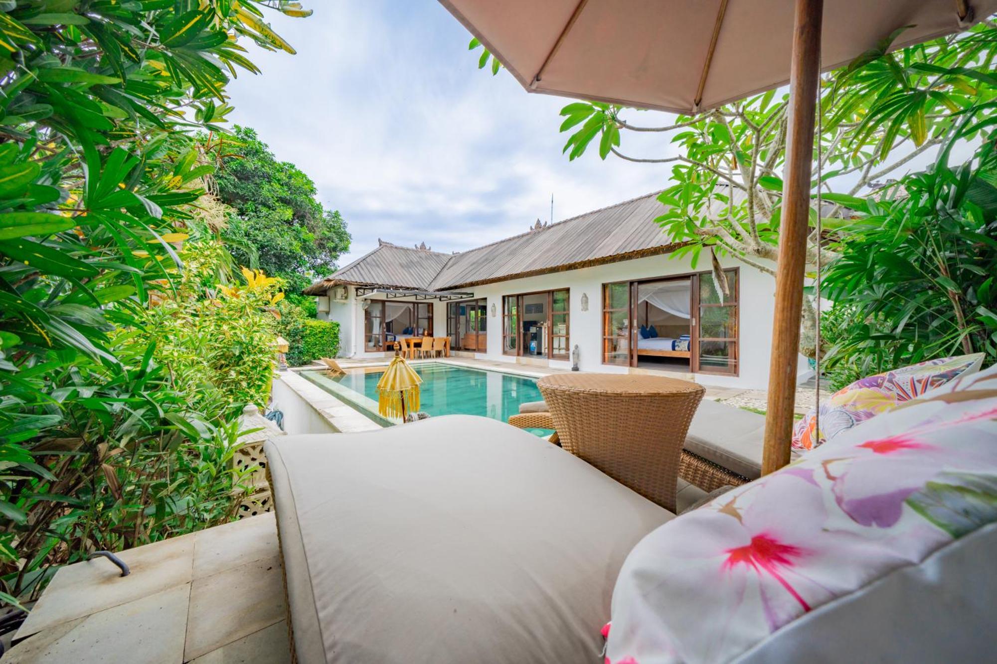 Bali Sunyi Villas ジンバラン エクステリア 写真