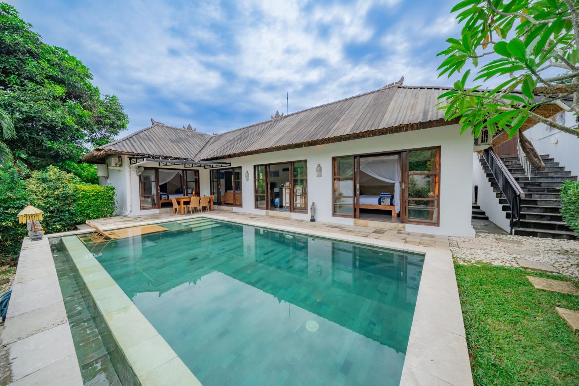 Bali Sunyi Villas ジンバラン エクステリア 写真