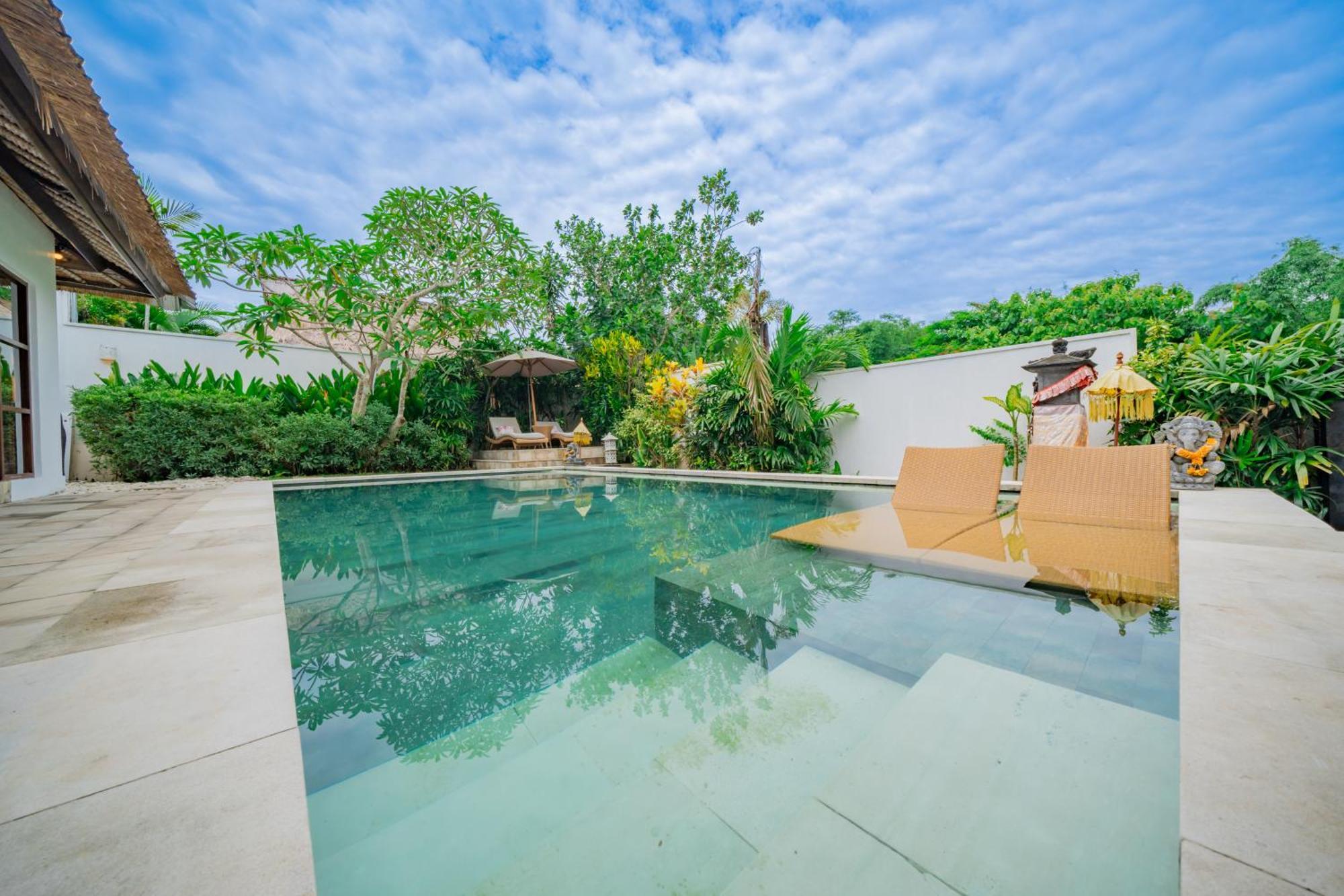 Bali Sunyi Villas ジンバラン エクステリア 写真
