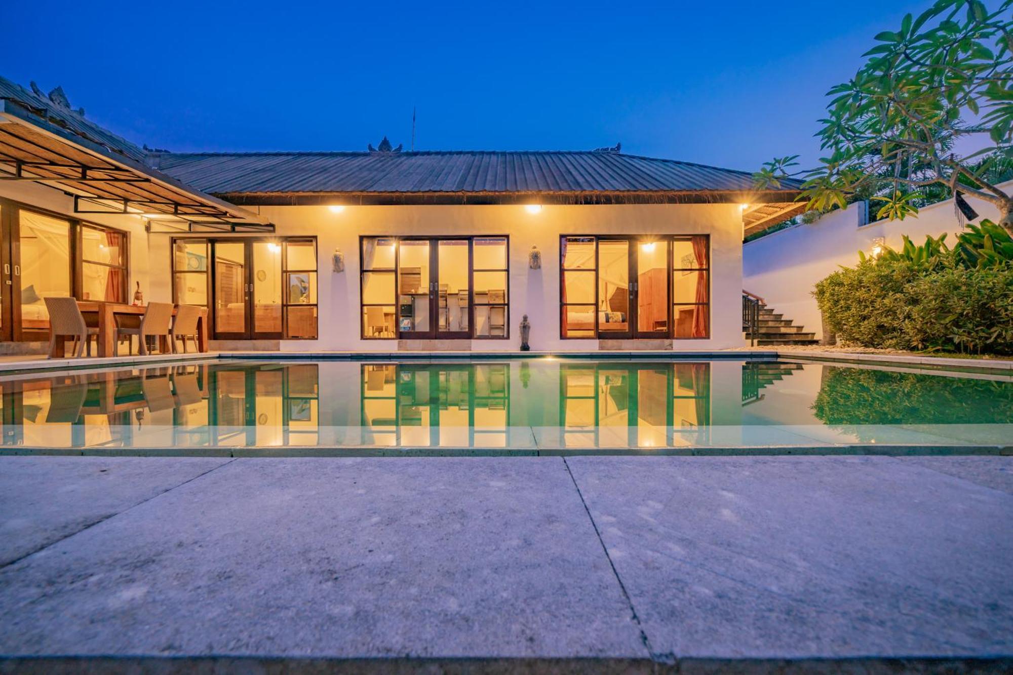 Bali Sunyi Villas ジンバラン エクステリア 写真