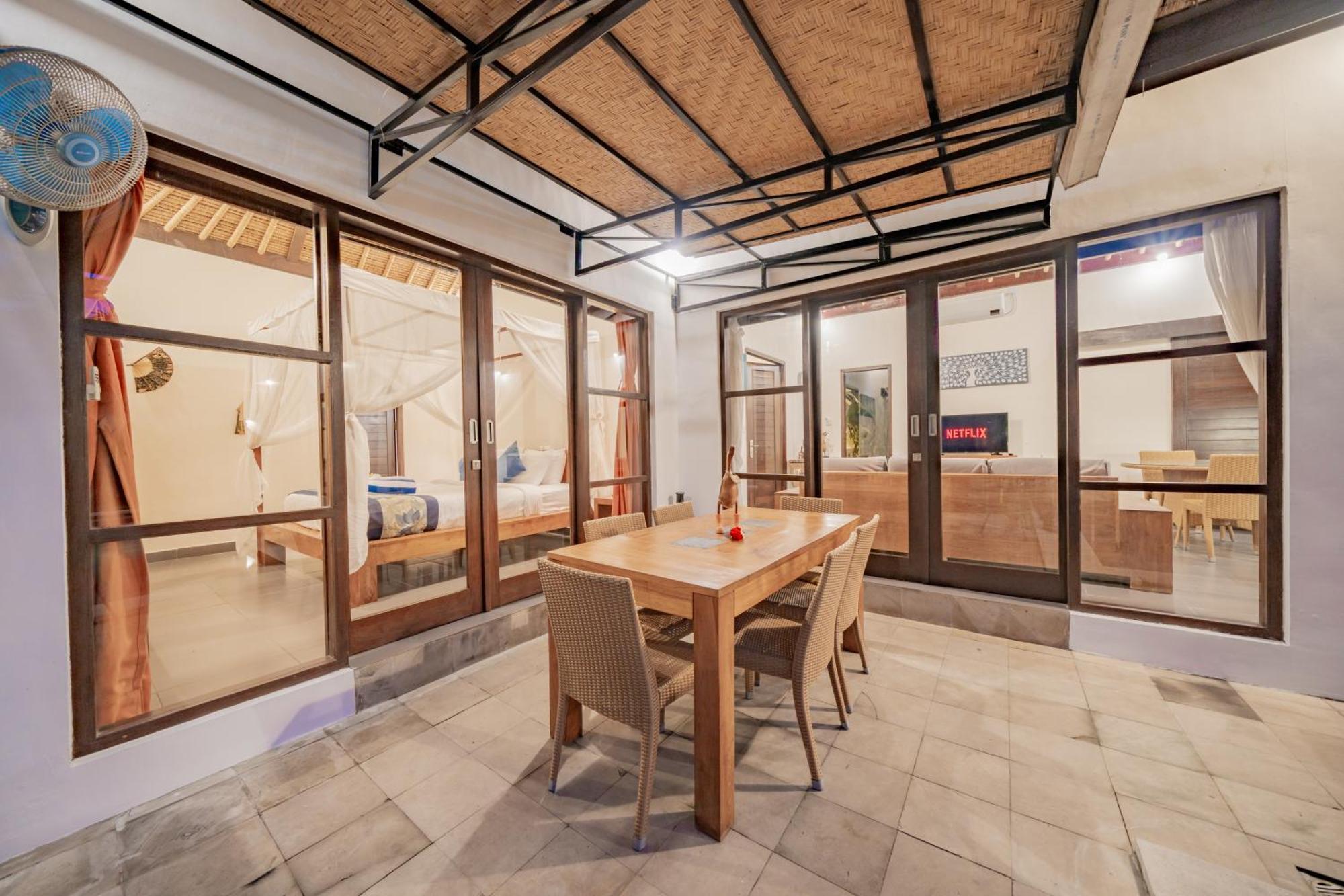 Bali Sunyi Villas ジンバラン エクステリア 写真