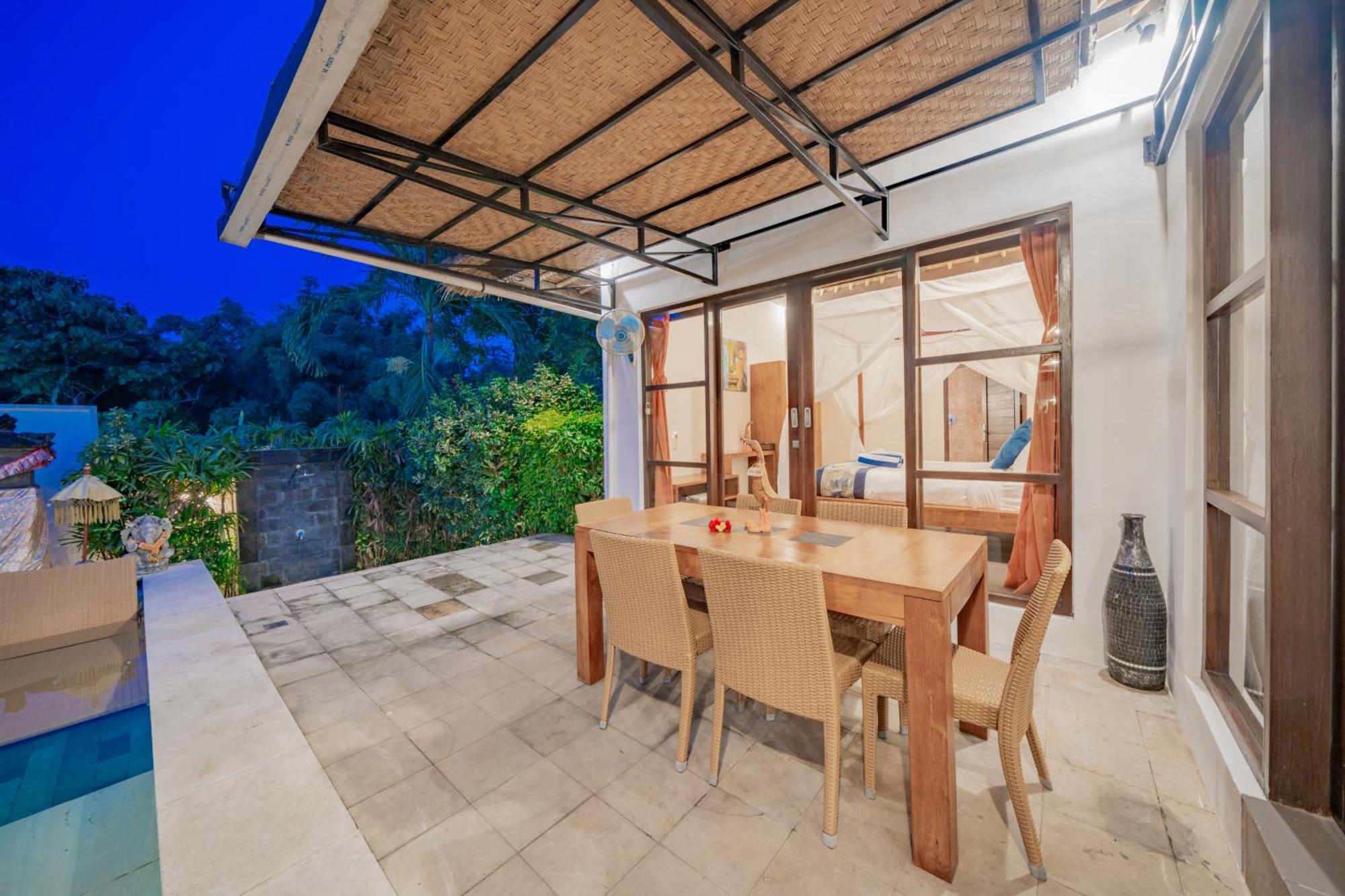 Bali Sunyi Villas ジンバラン エクステリア 写真