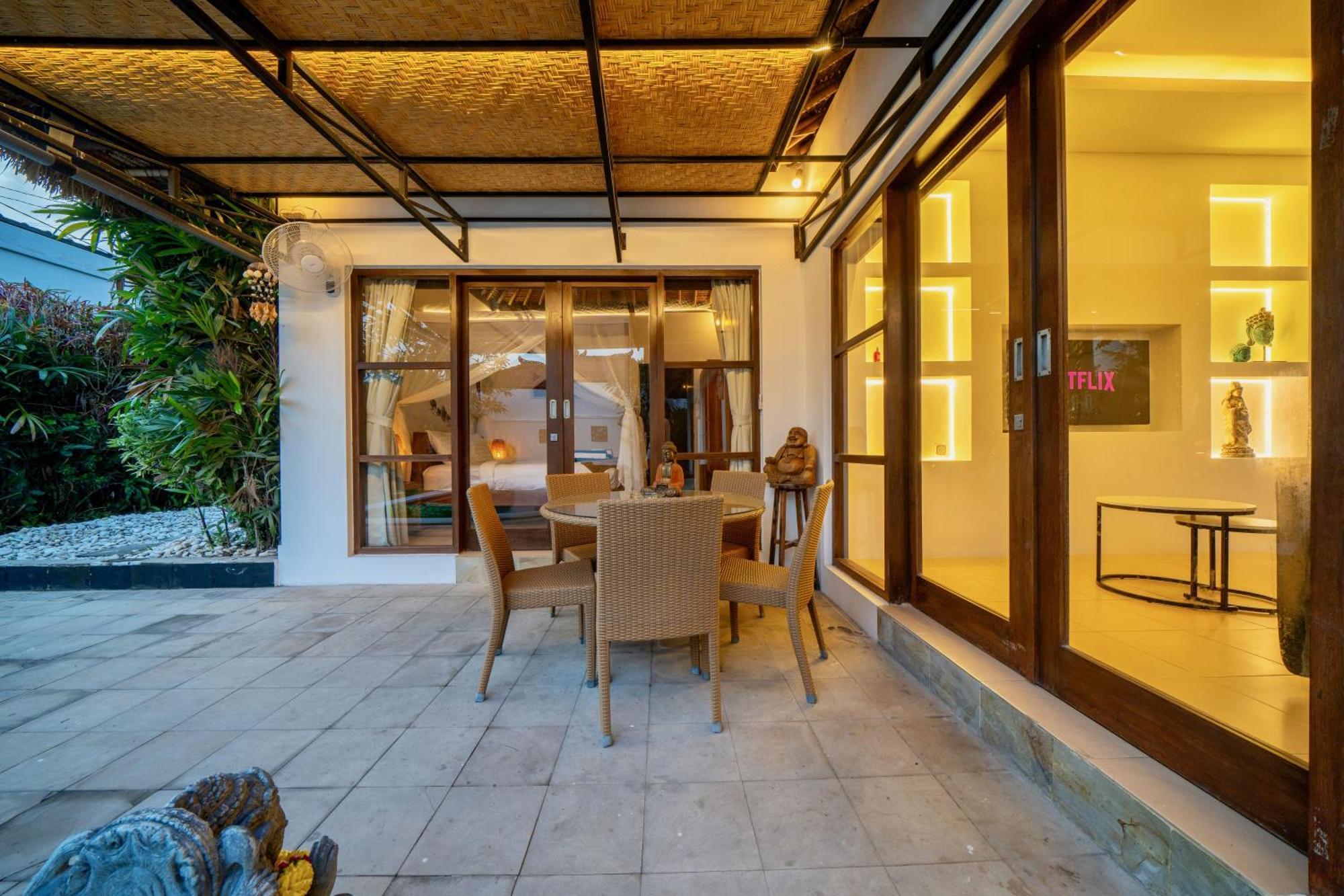 Bali Sunyi Villas ジンバラン エクステリア 写真