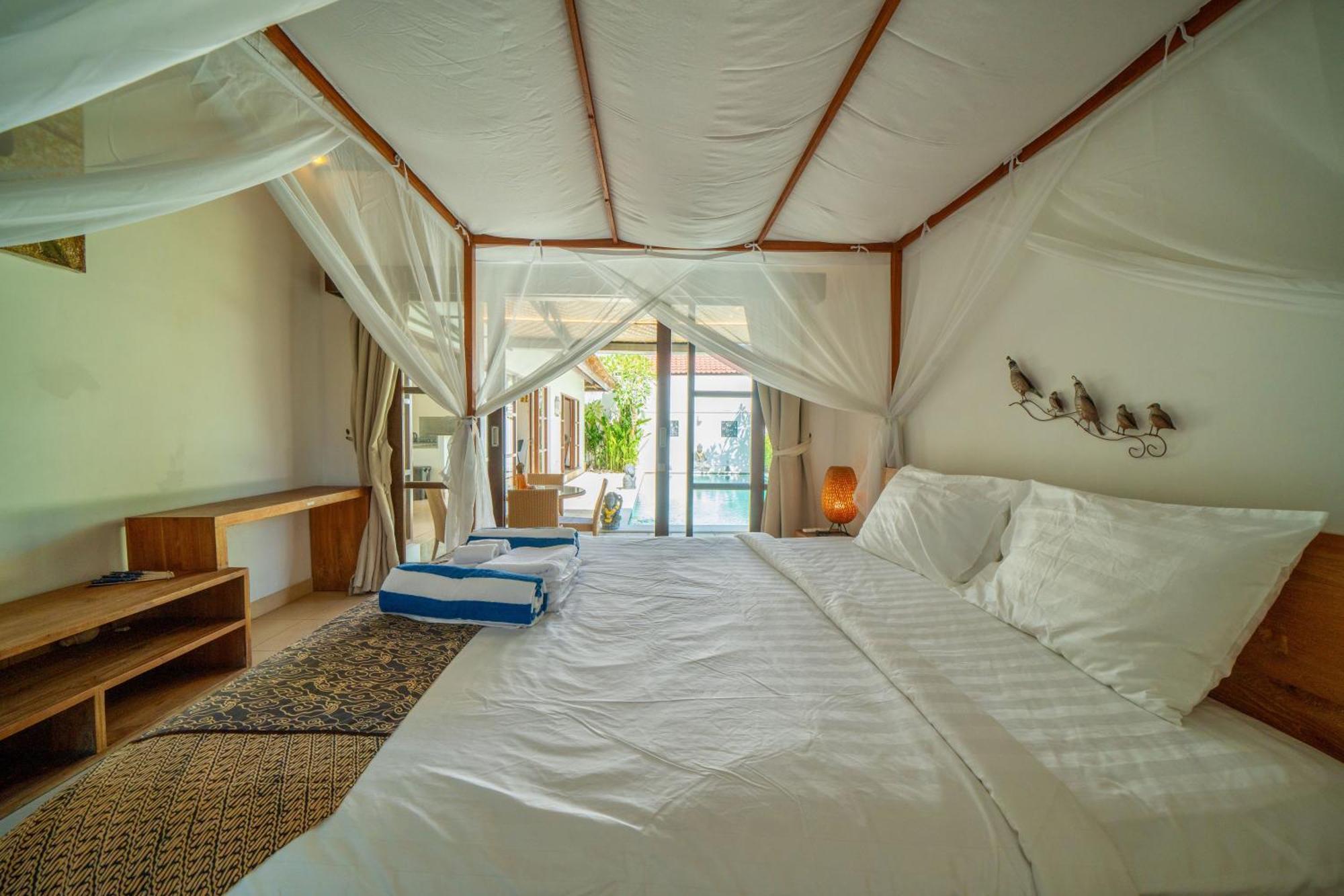 Bali Sunyi Villas ジンバラン エクステリア 写真