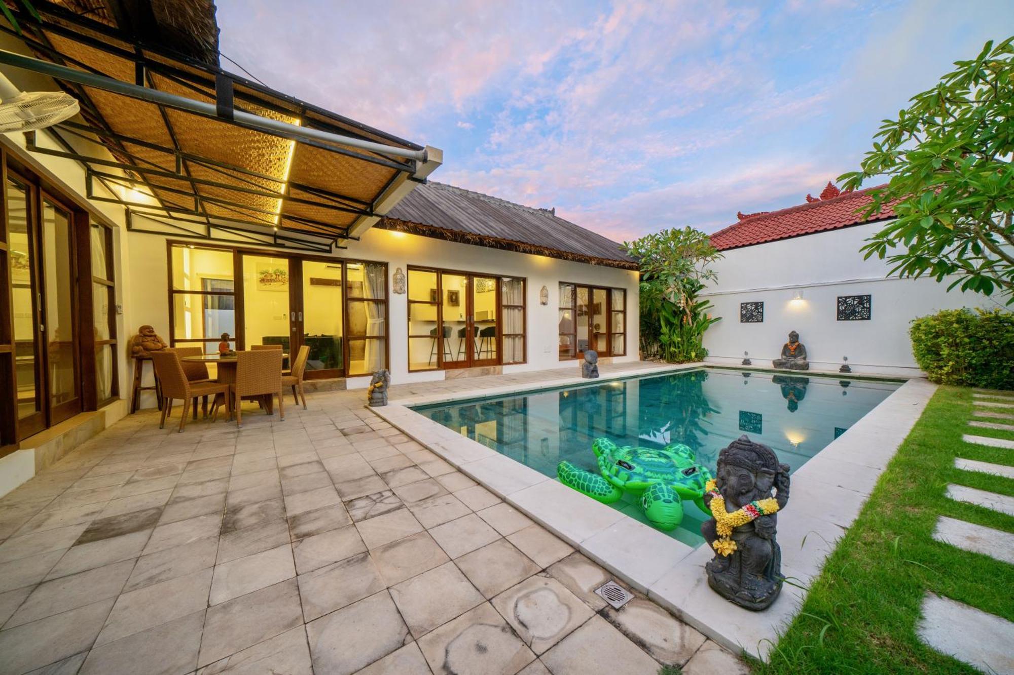 Bali Sunyi Villas ジンバラン エクステリア 写真