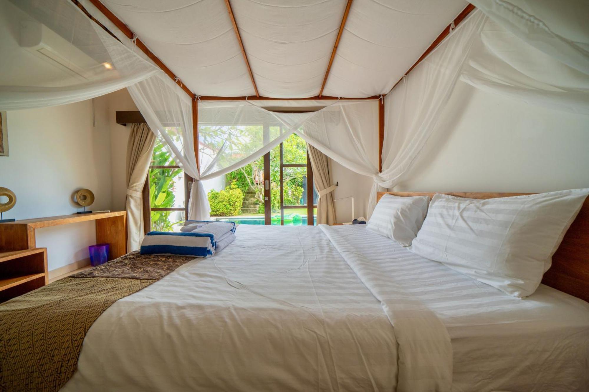 Bali Sunyi Villas ジンバラン エクステリア 写真