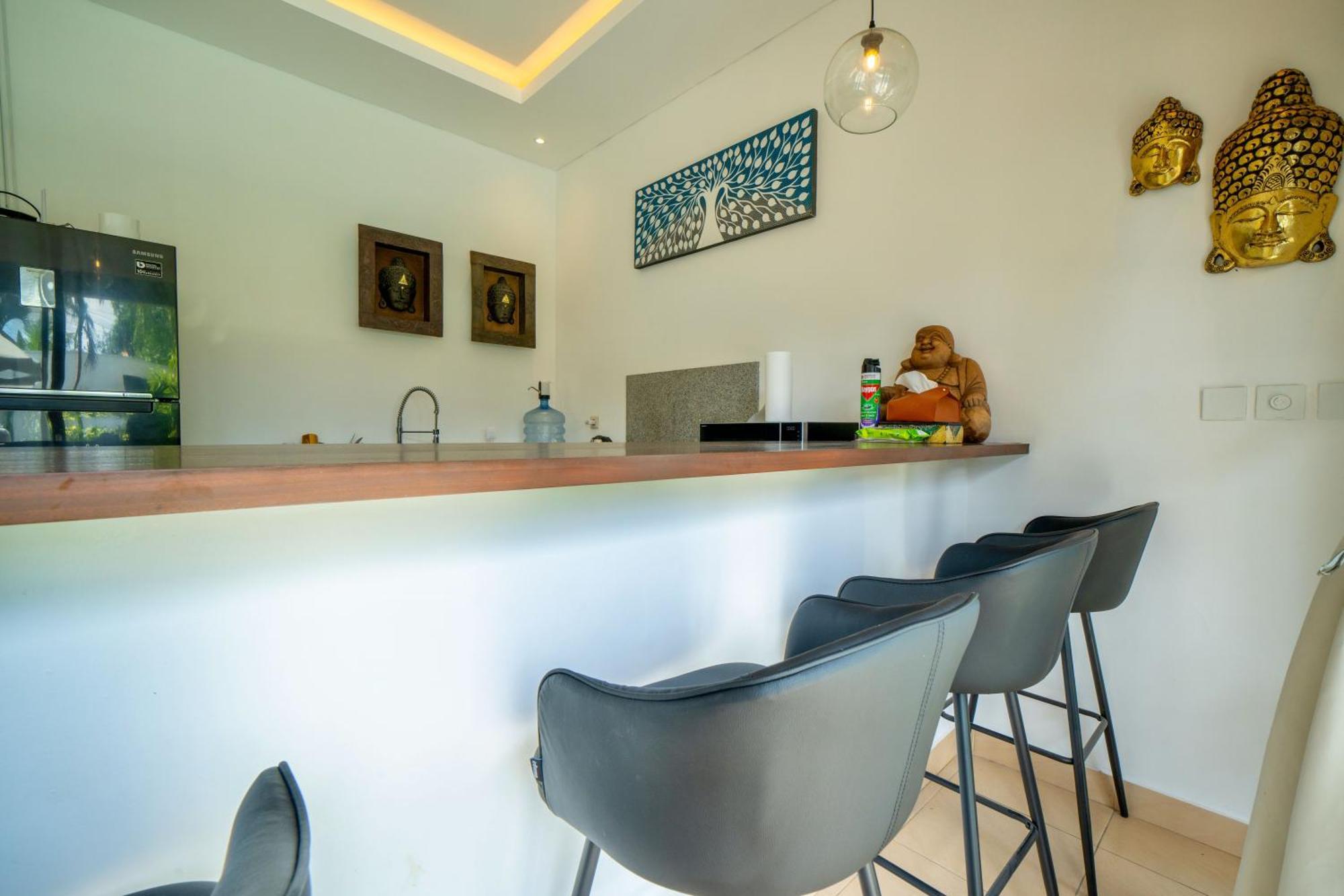 Bali Sunyi Villas ジンバラン エクステリア 写真